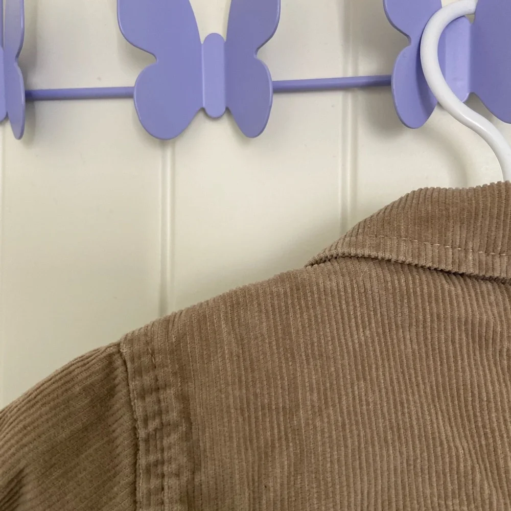 EUC Carter’s boy’s‎ light tan soft corduroy button up collar jacket 6 months